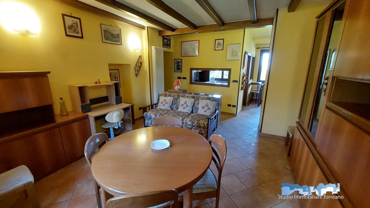 Casa indipendente in vendita a Quassolo