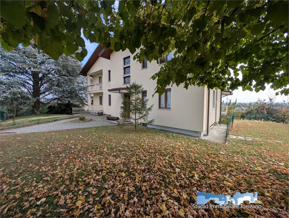 Quadrilocale in vendita a Ivrea