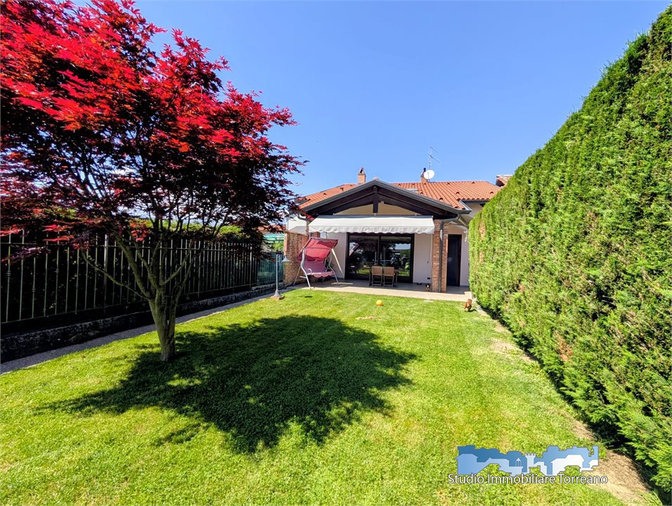 Villa in vendita a Pavone Canavese