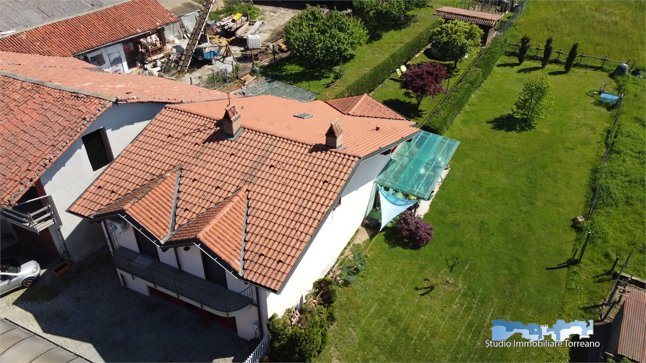 Villa in vendita a Pavone Canavese