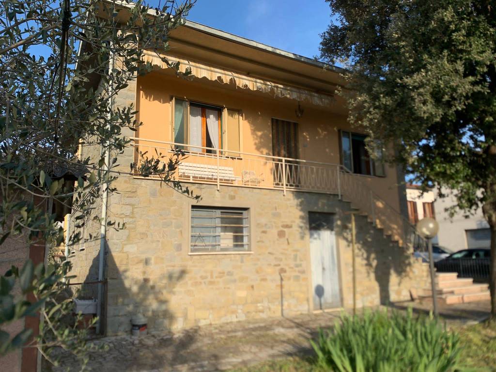 Villa con giardino, Castiglion Fiorentino montecchio vesponi