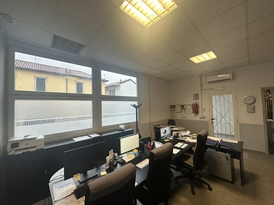 Capannone in vendita a Parabiago