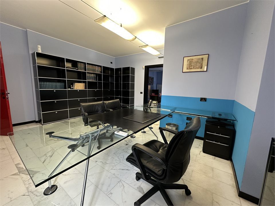 Ufficio in affitto a Parabiago