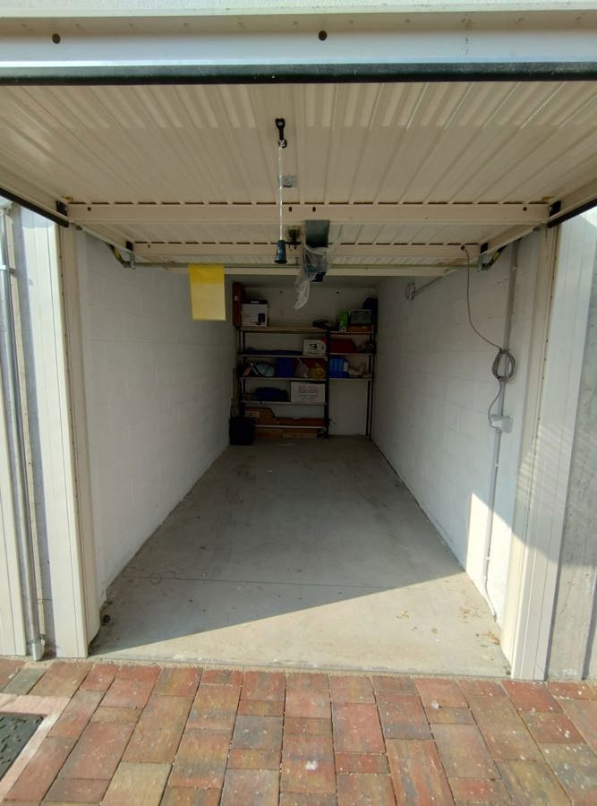 Box/Garage 16mq in vendita a Corbetta