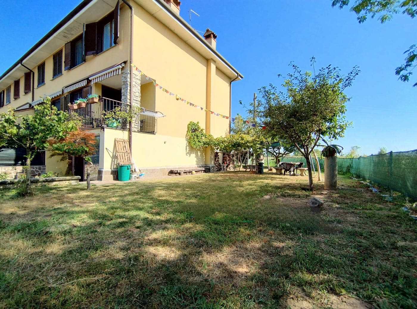 Villa con giardino a Cisliano