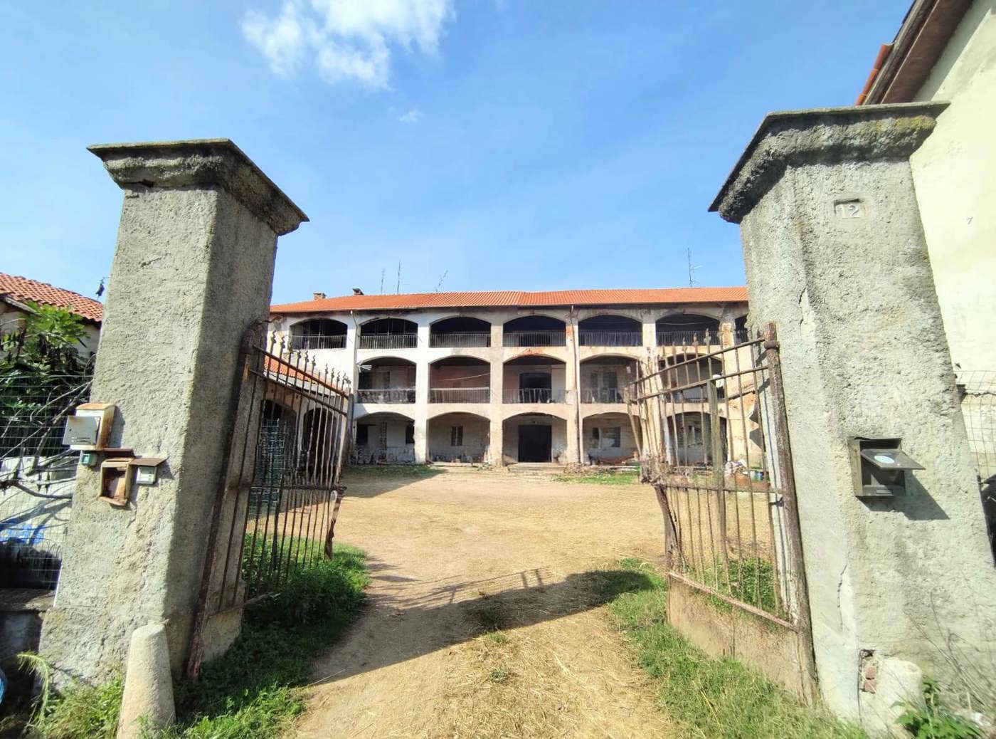 Rustico in vendita a Arluno