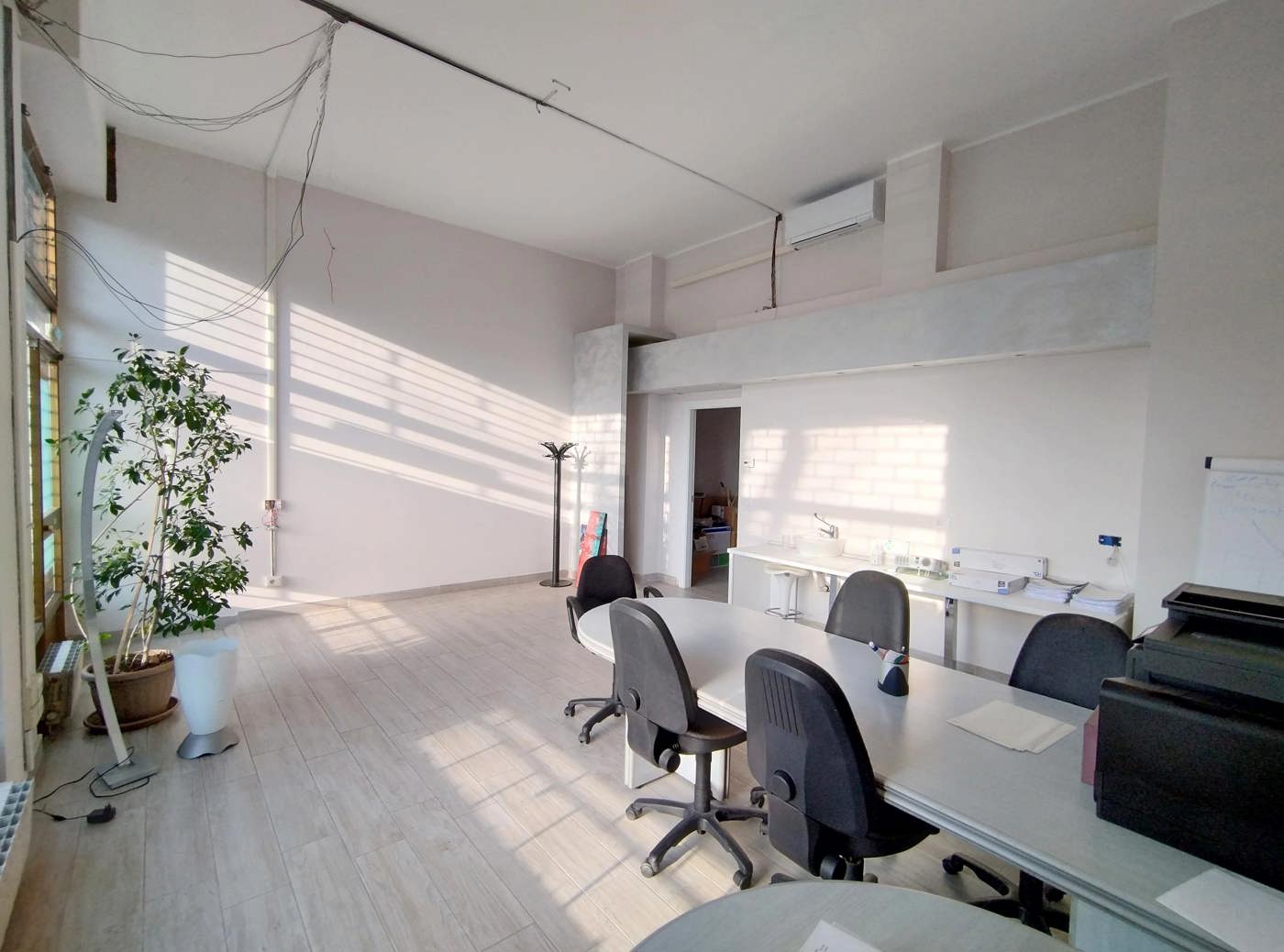 Negozio in vendita a Corbetta