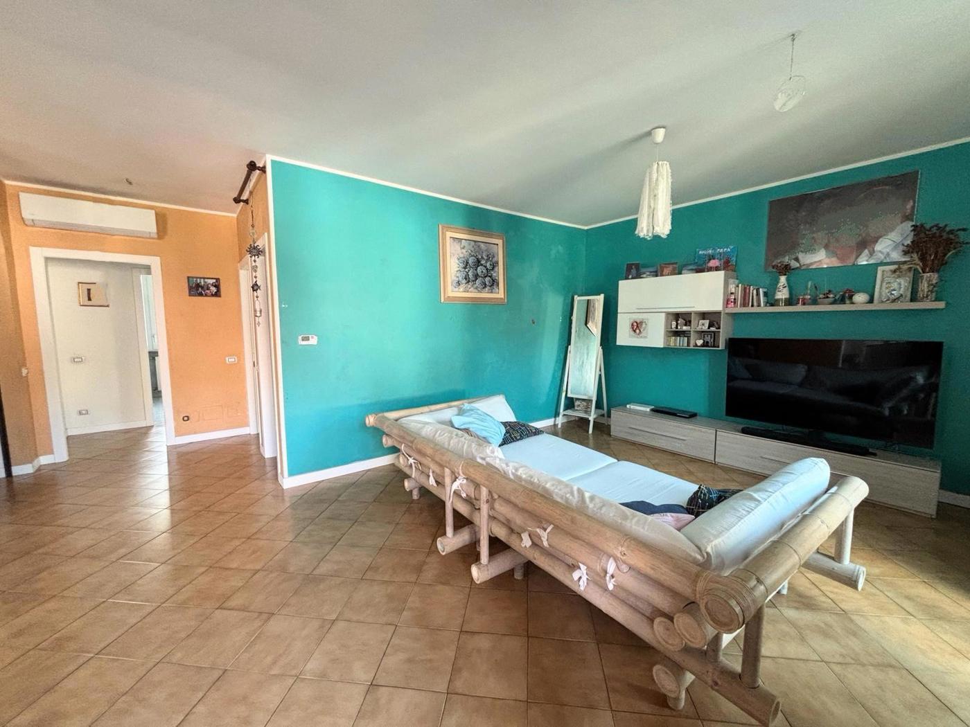 Villa con giardino a Santo Stefano Ticino