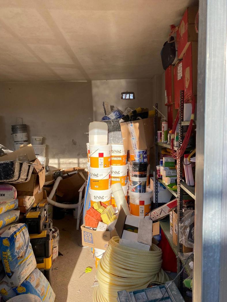 Box/Garage 33mq in vendita a Corbetta