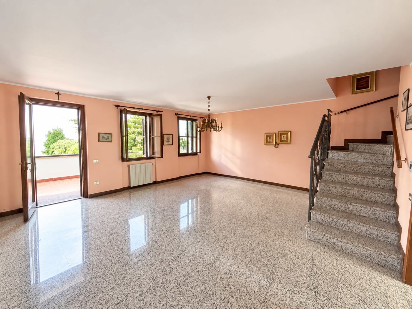 Villa con giardino a Corbetta