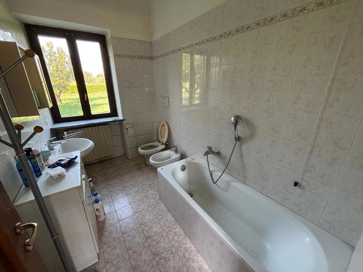 Villa Bifamiliare con giardino a Corbetta