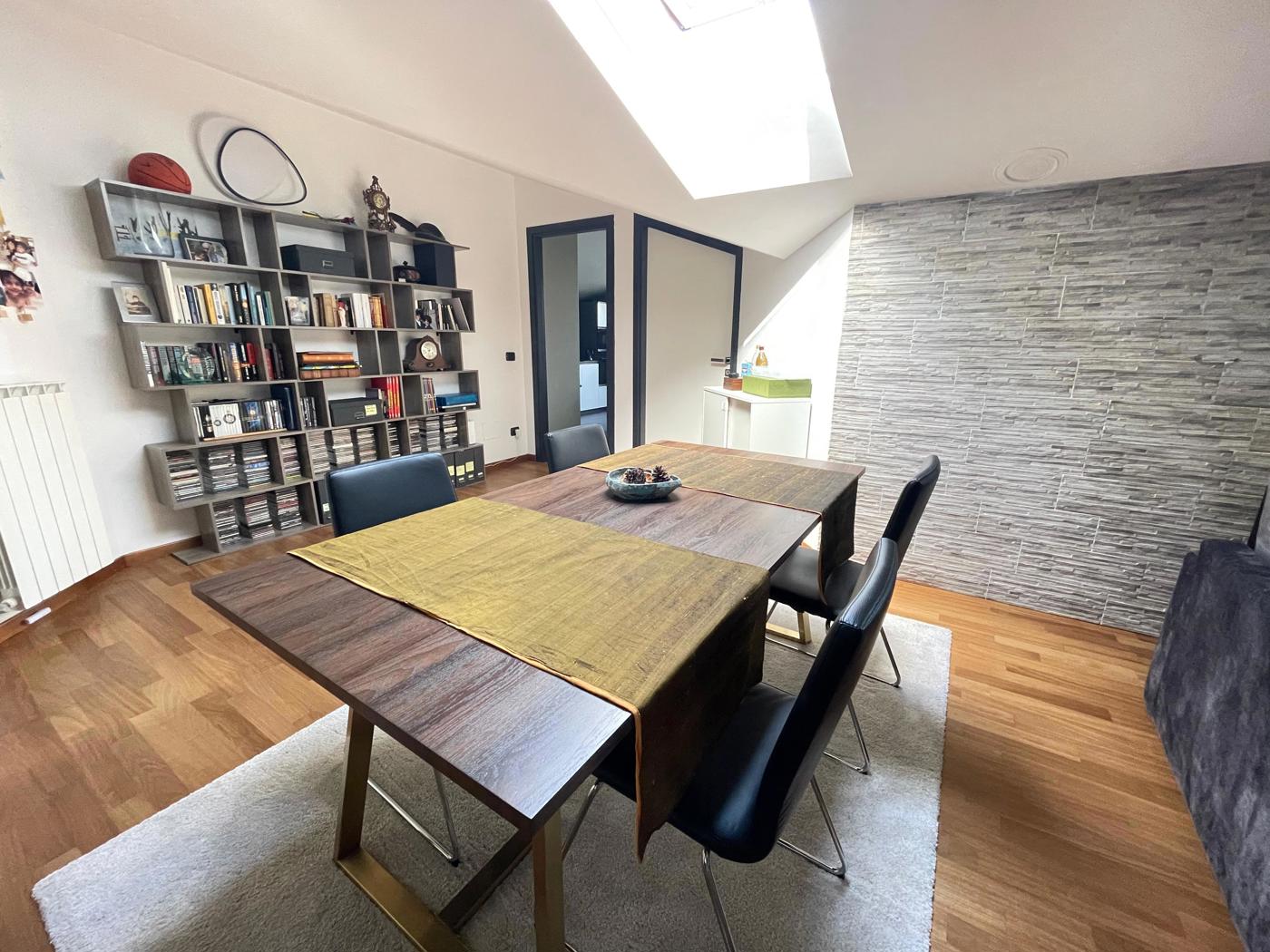 Attico in vendita a Mesero