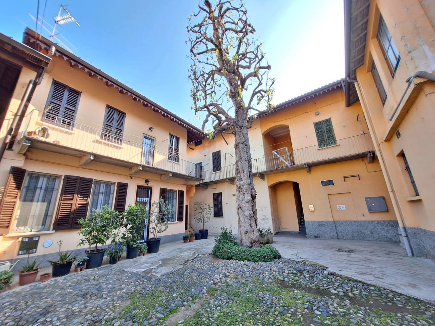 Appartamento con giardino a Boffalora Sopra Ticino