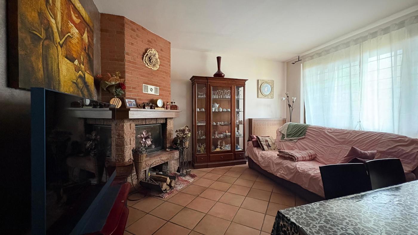 Villa con giardino a Robecco sul Naviglio