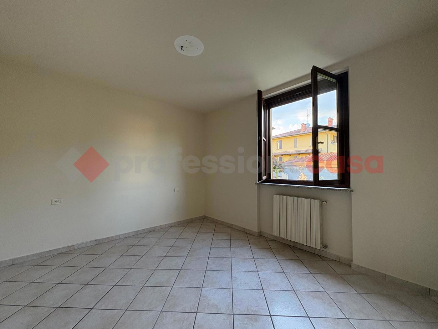 Bilocale in vendita a Robecco sul Naviglio