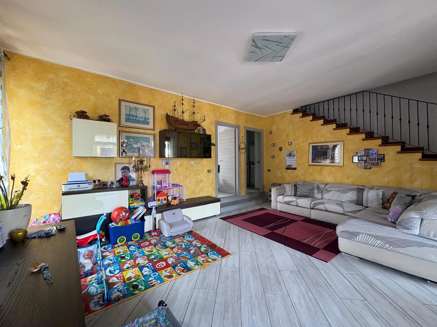Villa con giardino a Robecco sul Naviglio