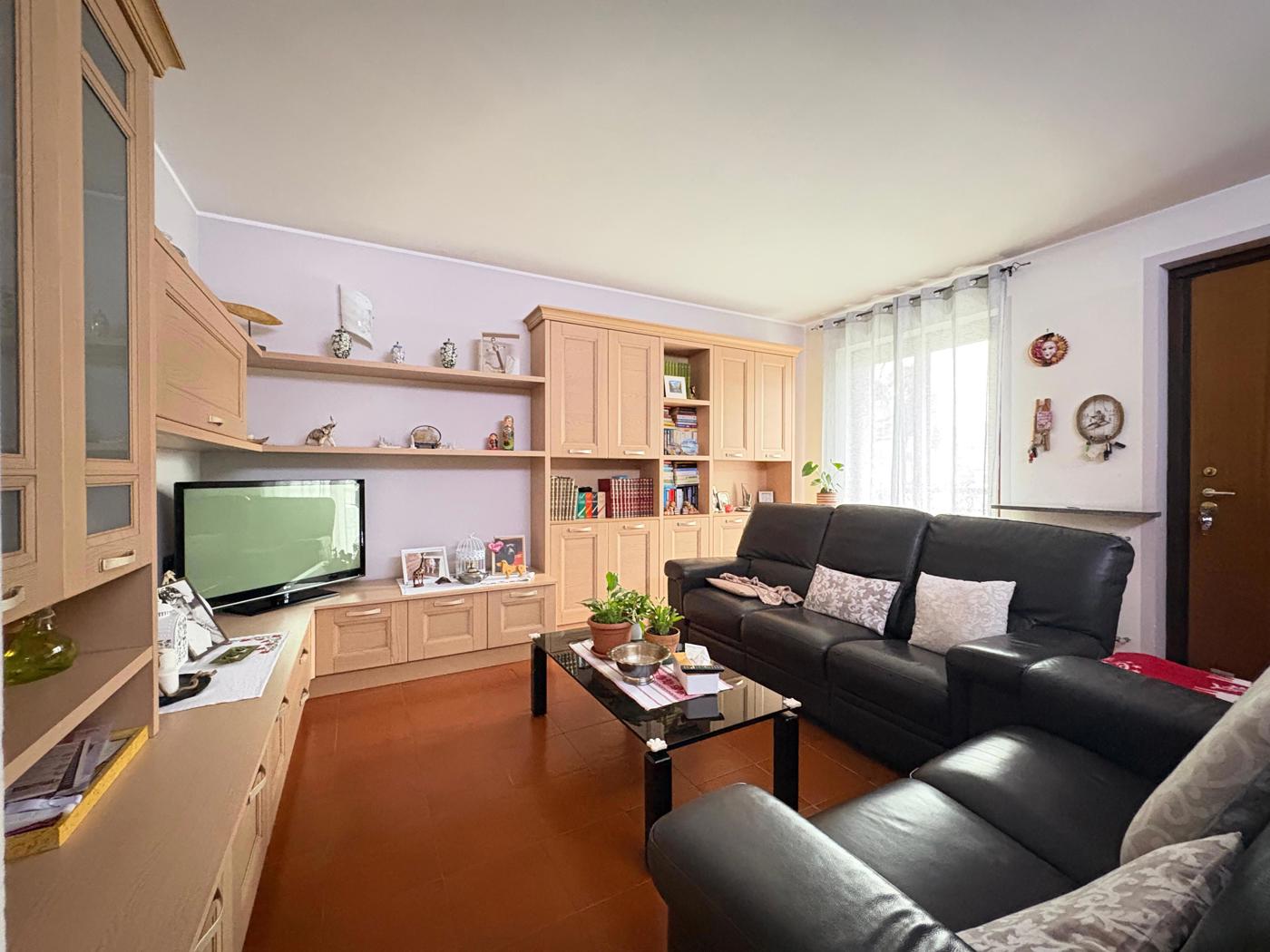 Villa con giardino a Robecco sul Naviglio