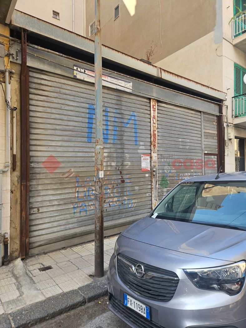 Negozio in vendita a Messina