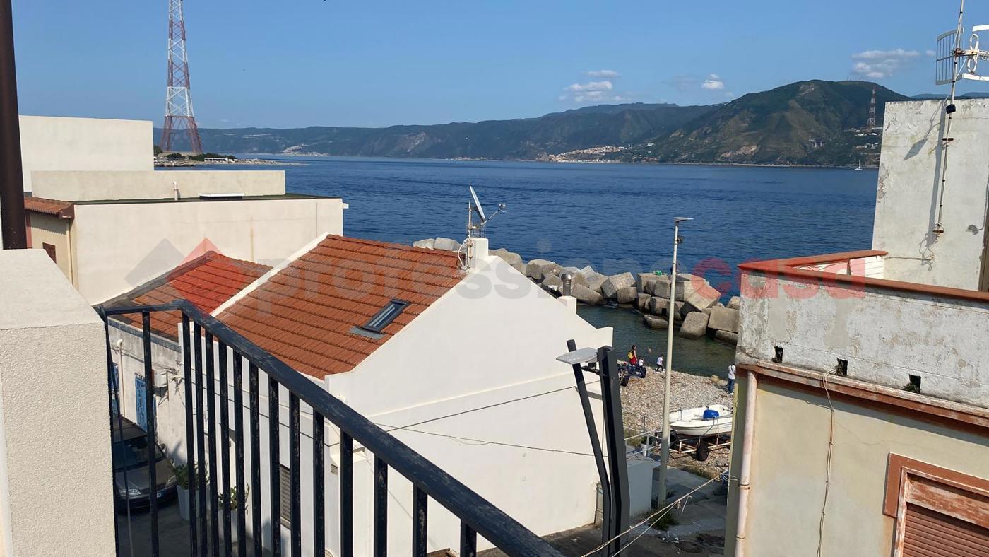 Trilocale arredato in affitto a Messina