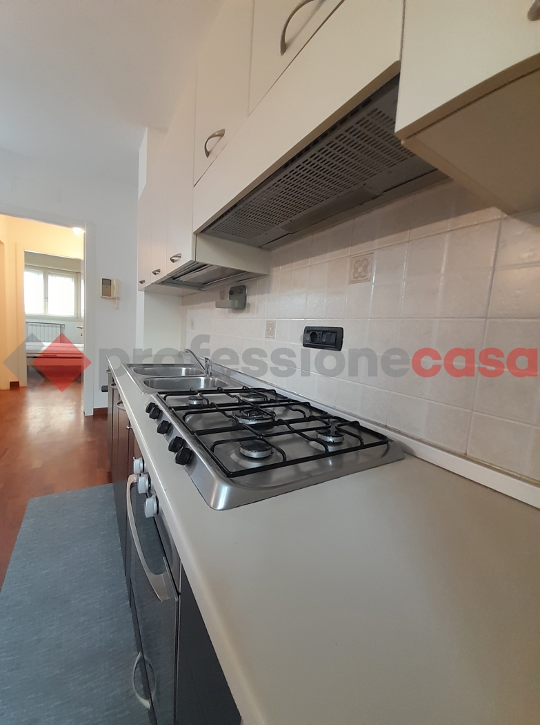 Bilocale arredato in affitto a Milano