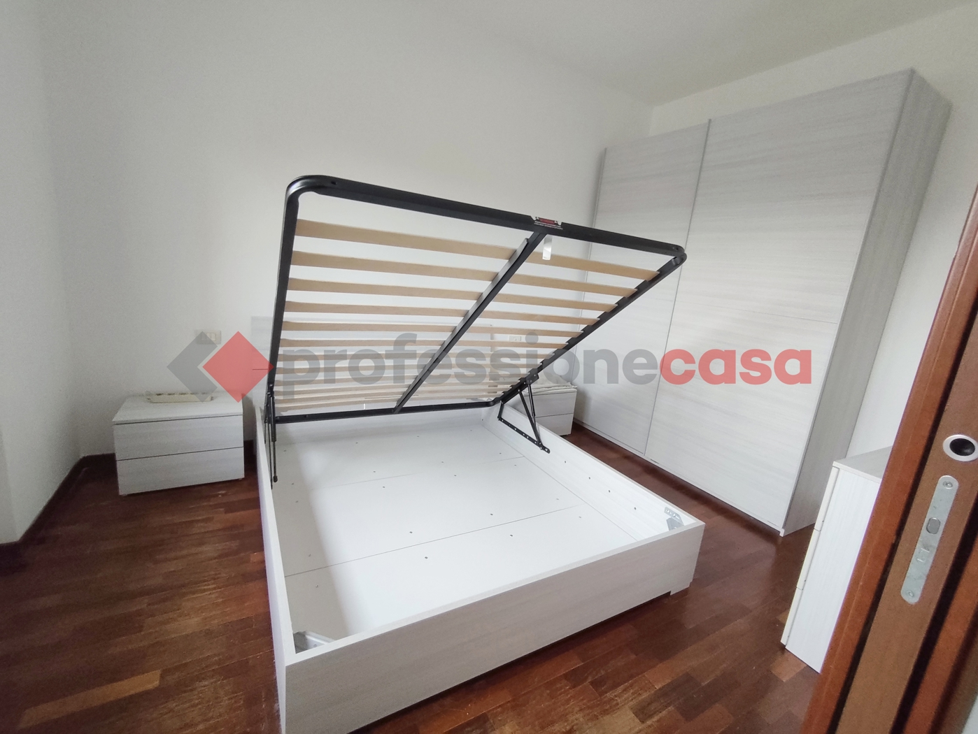 Bilocale arredato in affitto a Milano