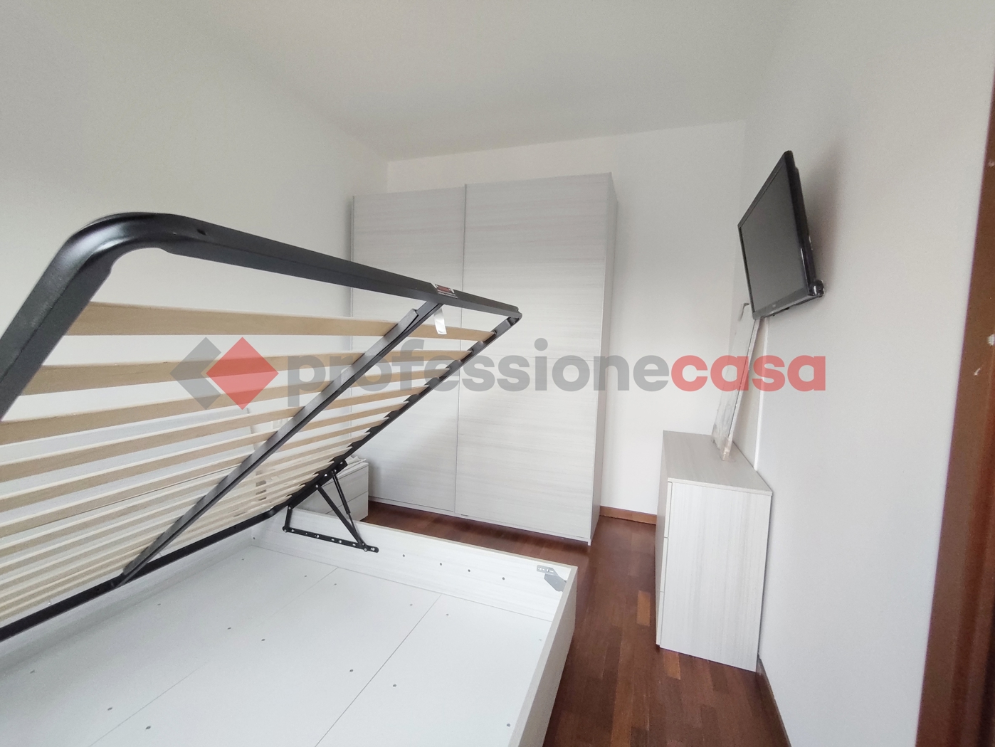 Bilocale arredato in affitto a Milano