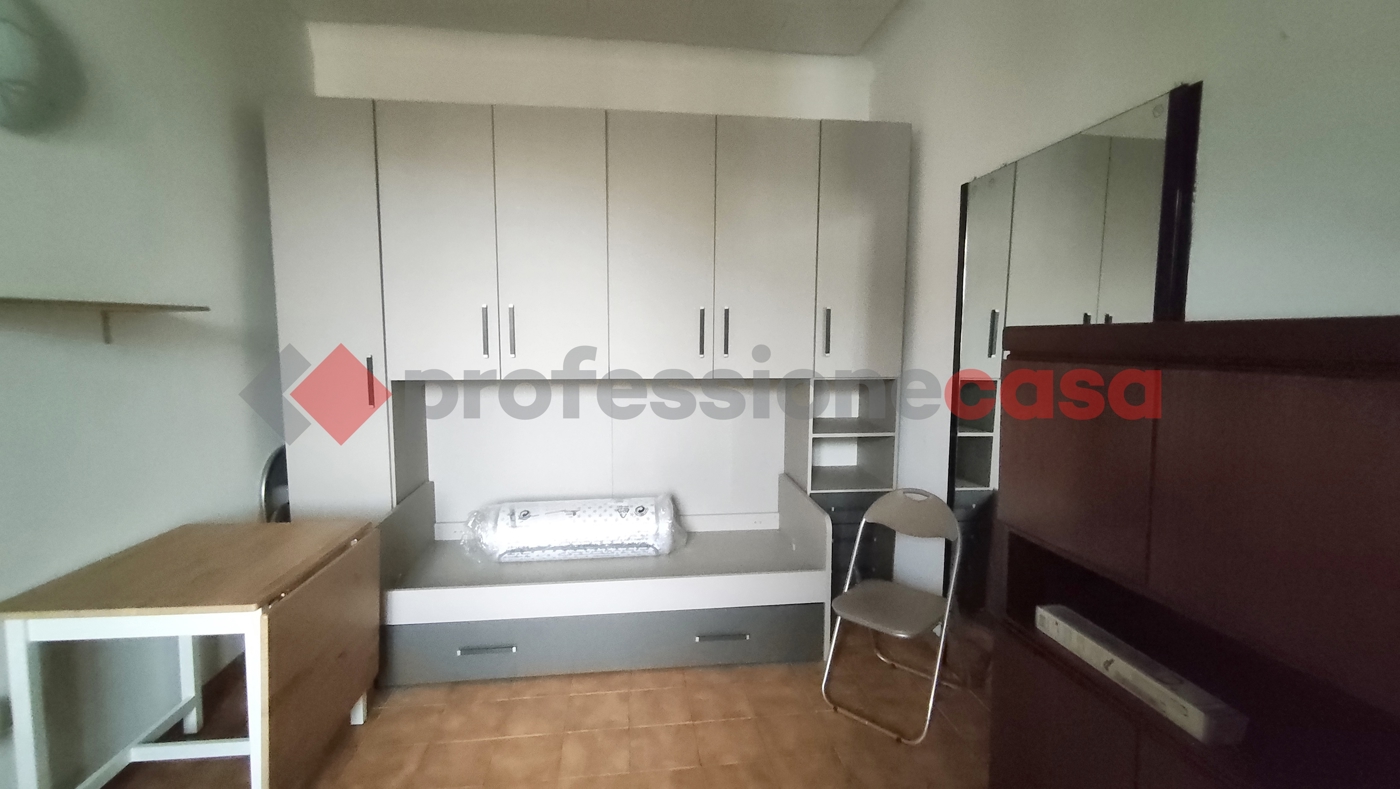 Monolocale arredato in affitto a Milano