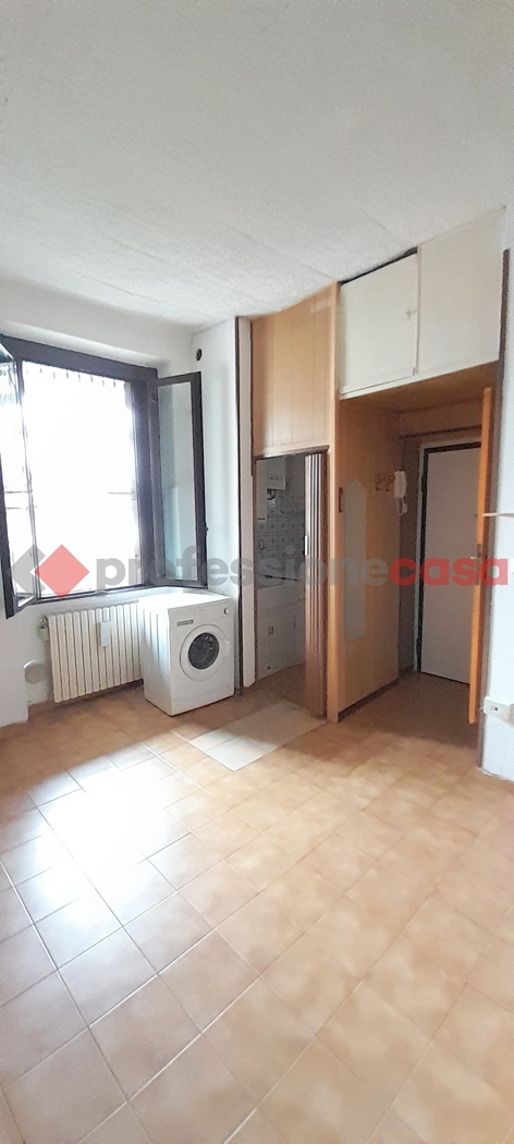 Monolocale arredato in affitto a Milano