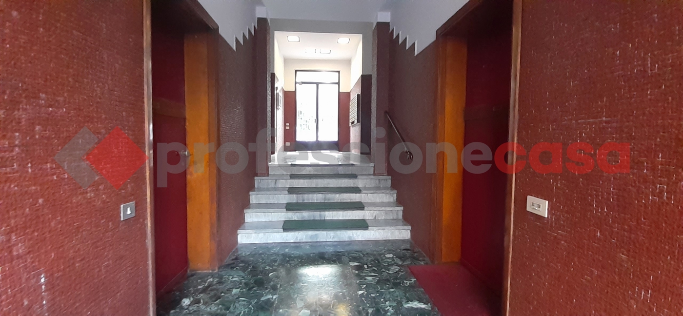 Monolocale arredato in affitto a Milano