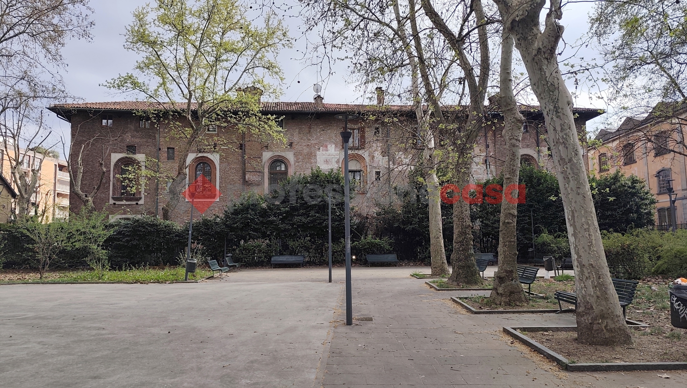 Trilocale arredato in affitto a Milano