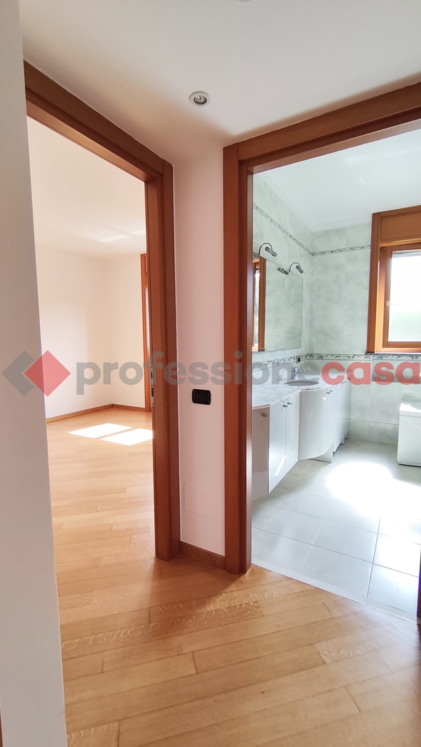 Trilocale in affitto a Milano