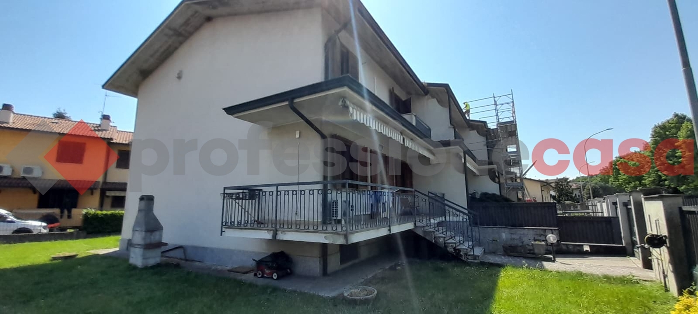 Villa con giardino a Zelo Buon Persico