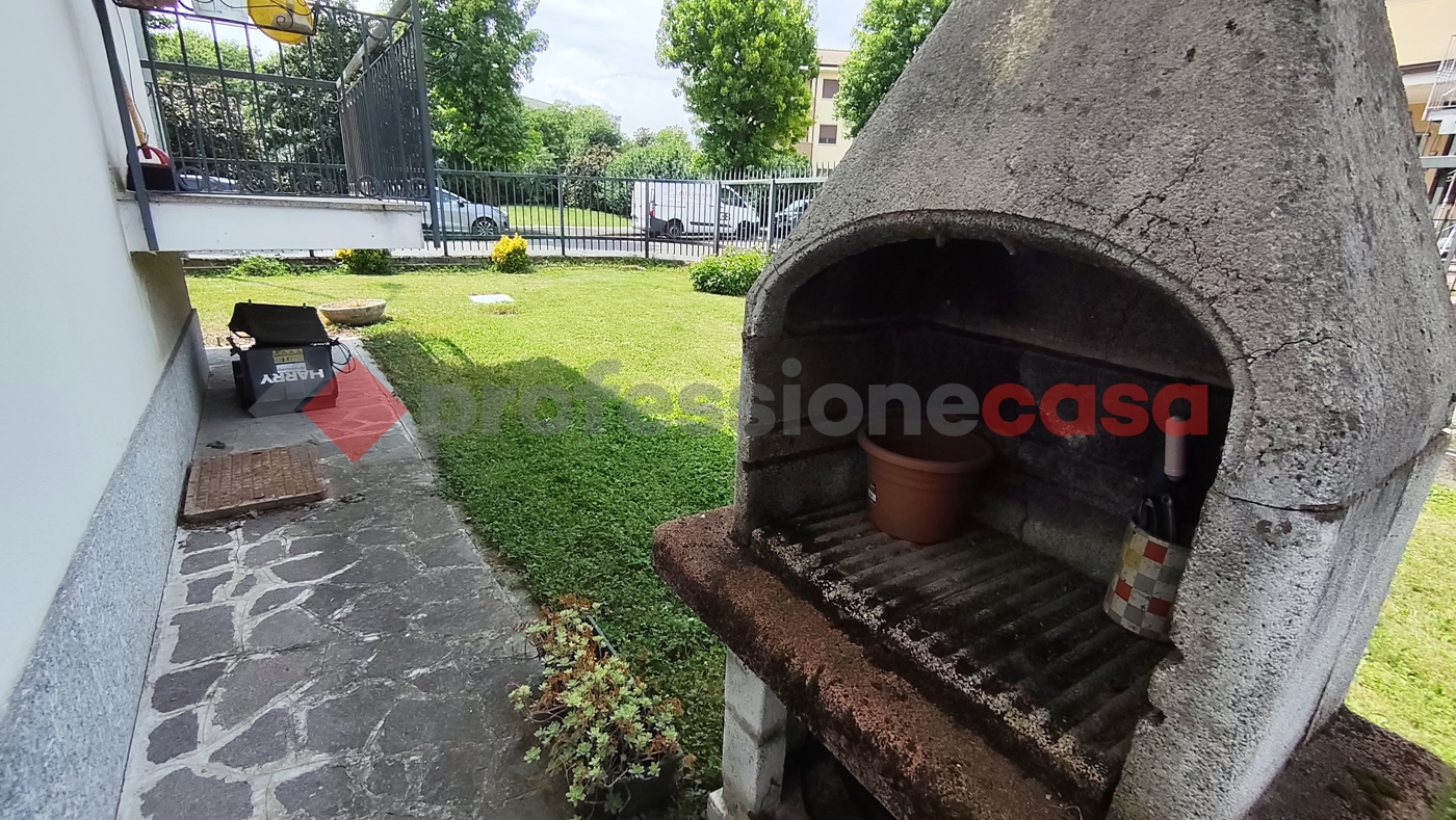 Villa con giardino a Zelo Buon Persico