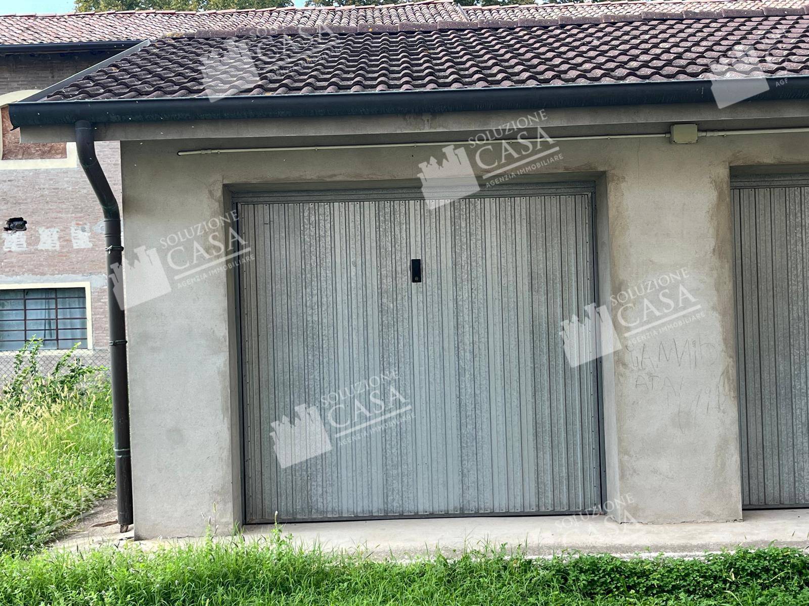 BOX / POSTO AUTO in vendita a Pieve di Cento