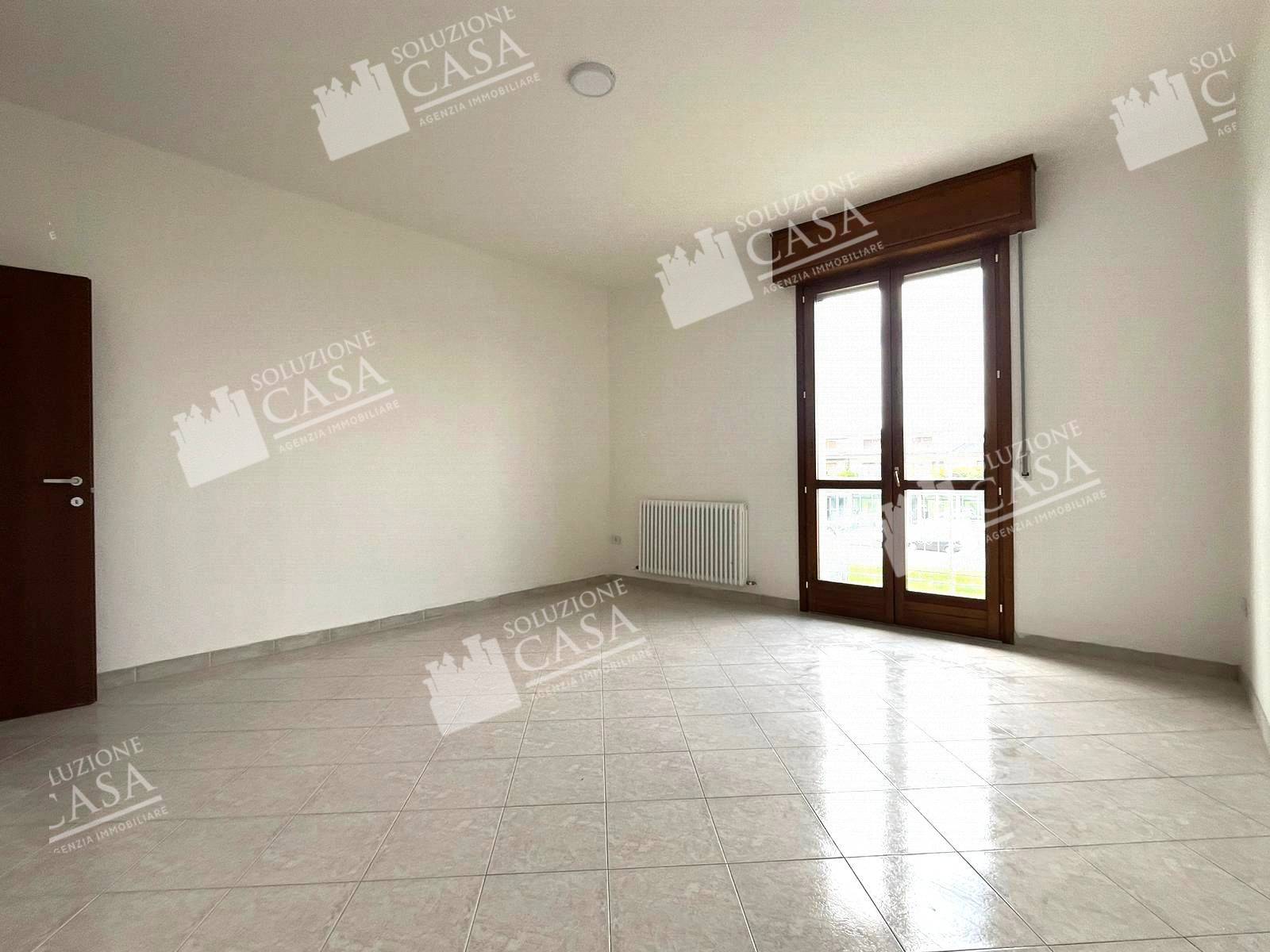 APPARTAMENTO in vendita a Cento