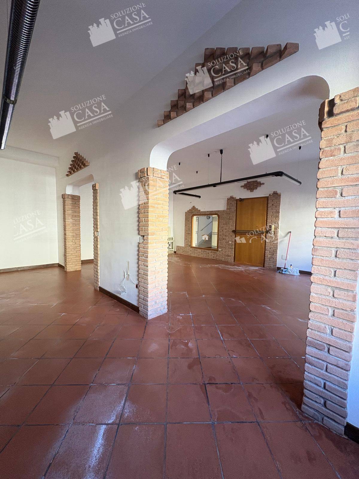 Ufficio in affitto a Cento