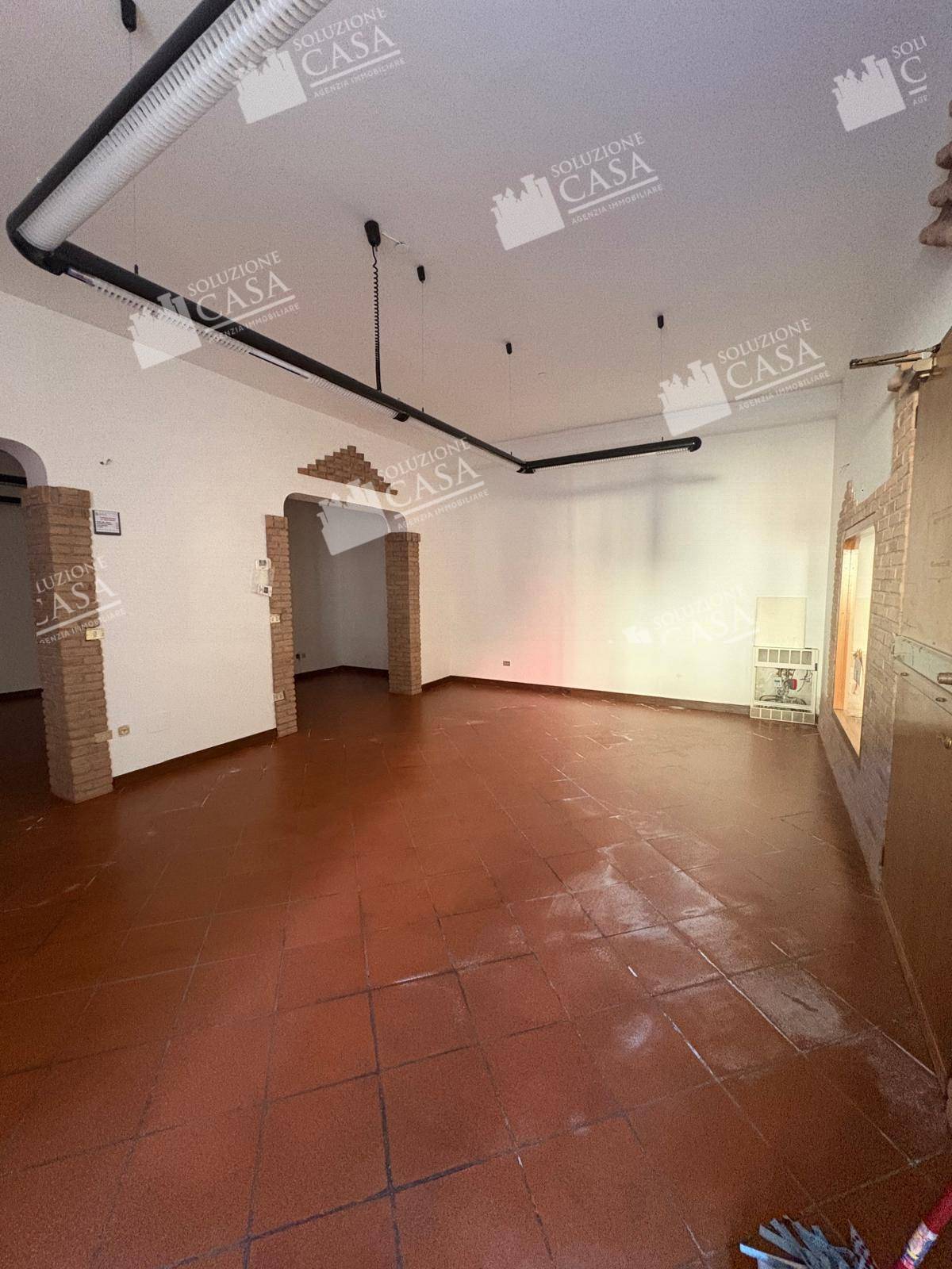 Ufficio in affitto a Cento