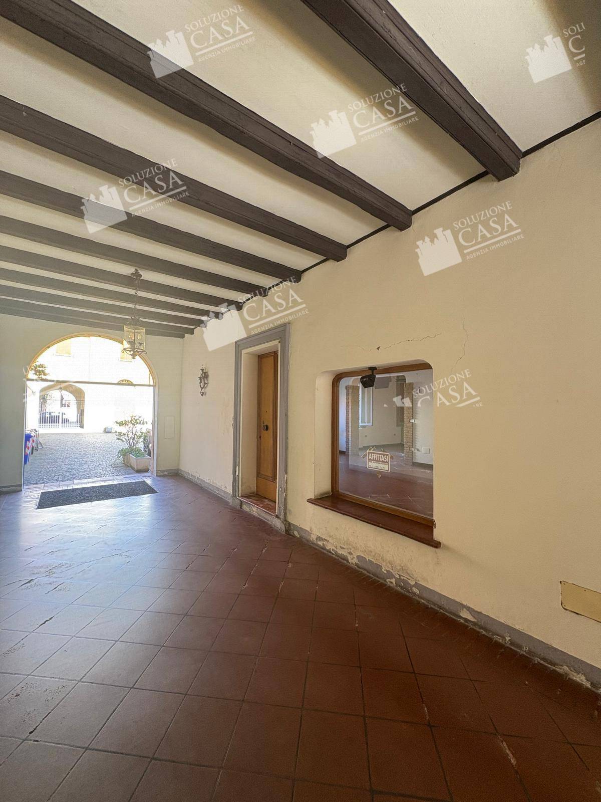 Ufficio in affitto a Cento