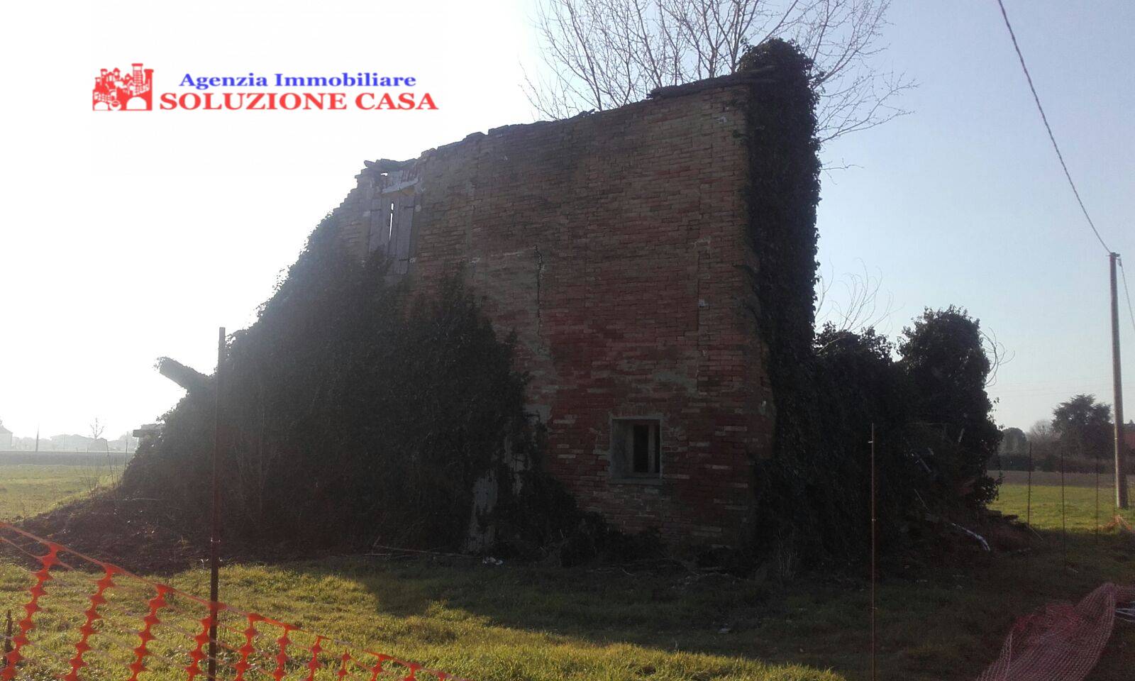 RUSTICO/CASALE in vendita a Cento, XII MORELLI