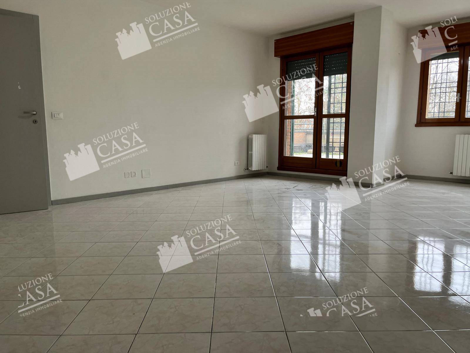 APPARTAMENTO in vendita a Cento