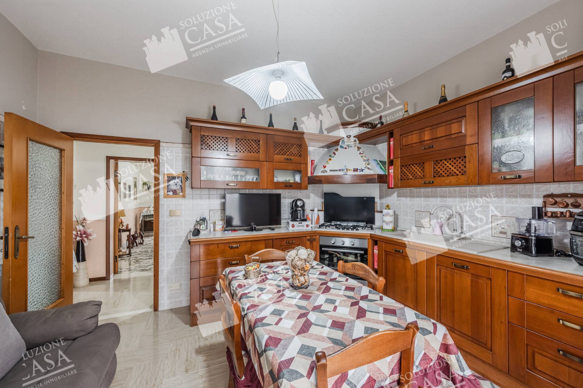 QUADRILOCALE in vendita a Cento