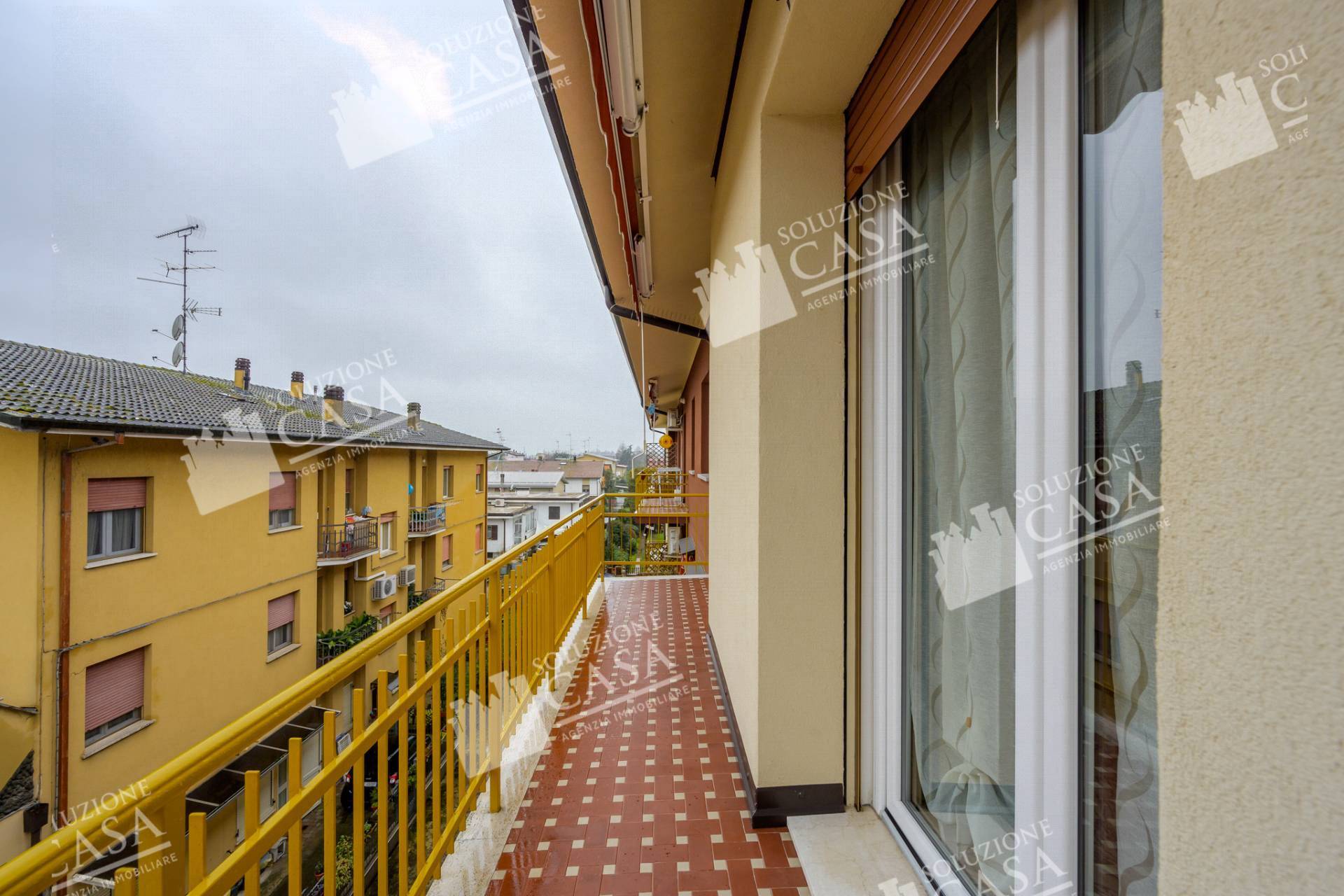 QUADRILOCALE in vendita a Cento