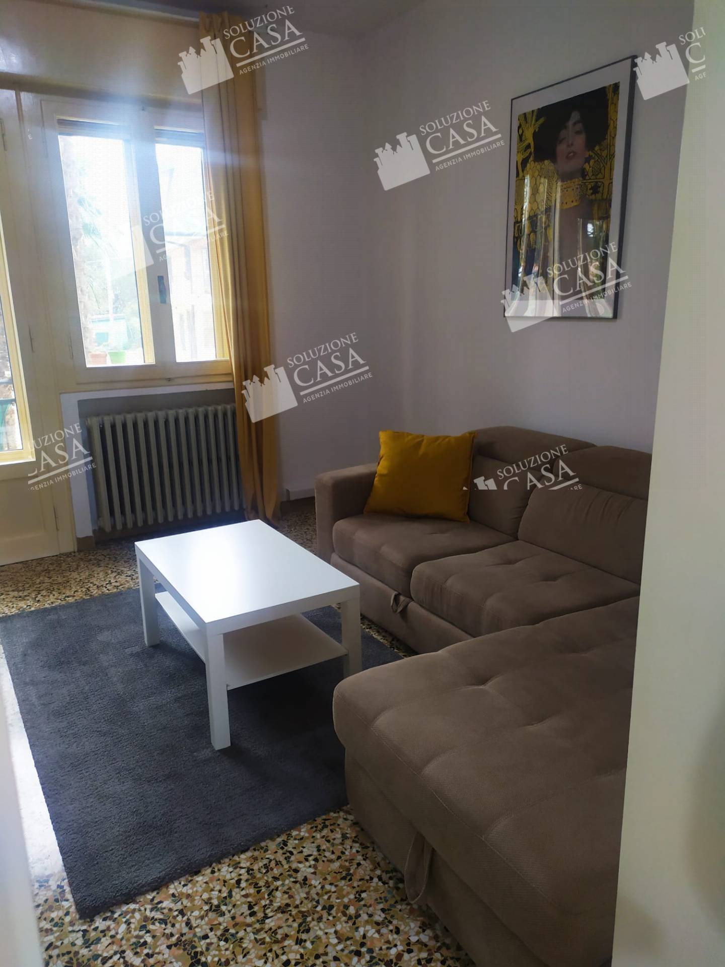 QUADRILOCALE in affitto a Cento