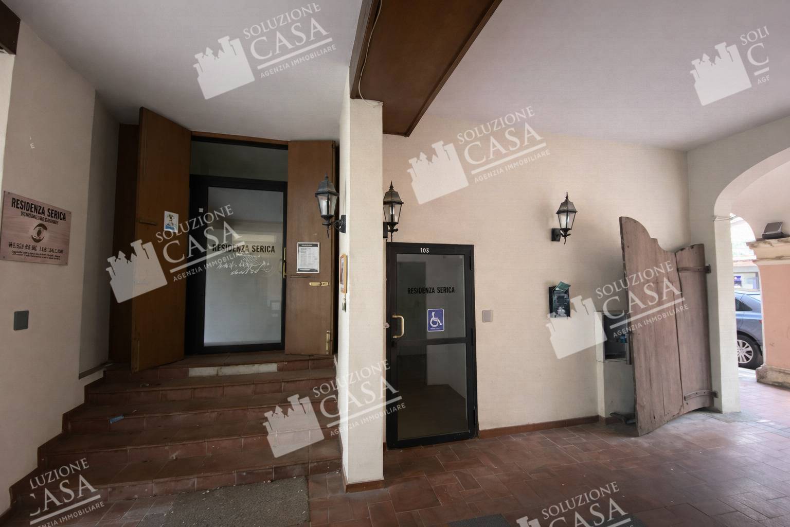 Locale commerciale in vendita a Pieve di Cento