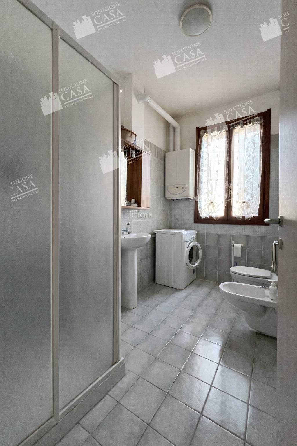 TRILOCALE in vendita a Cento, RENAZZO