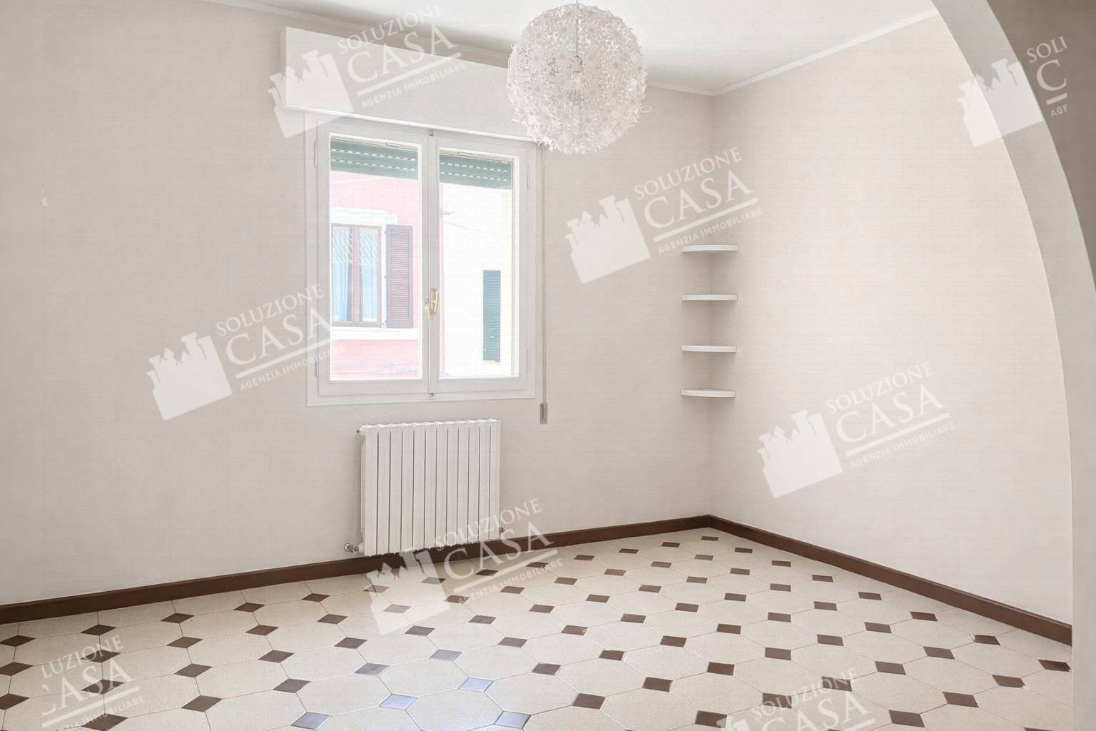 BILOCALE in vendita a Cento