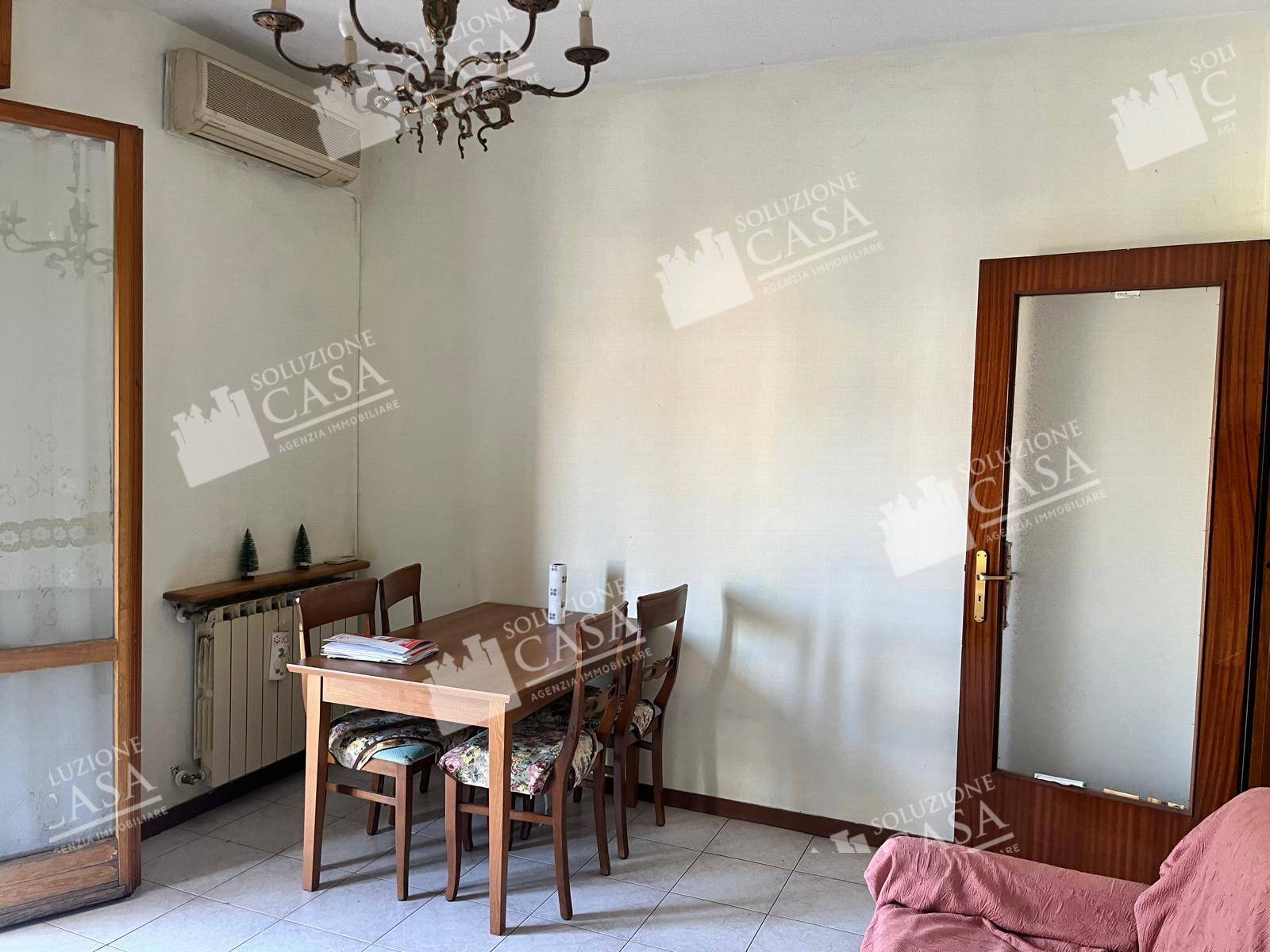 QUADRILOCALE in vendita a Cento