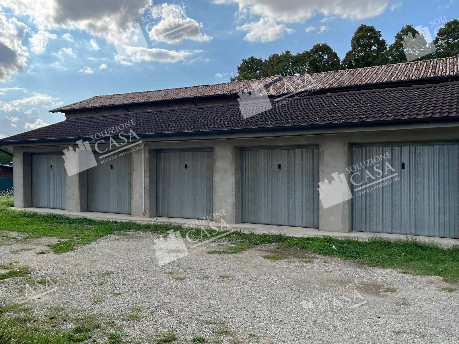 BOX / POSTO AUTO in vendita a Pieve di Cento