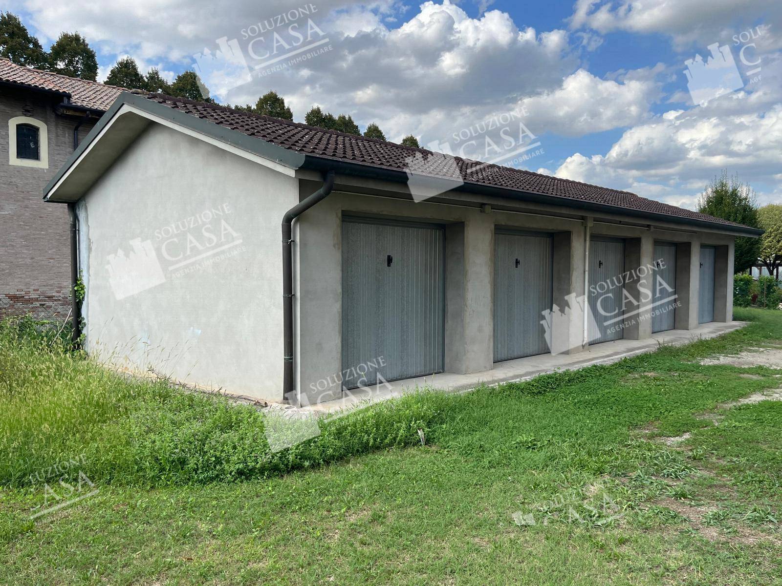 BOX / POSTO AUTO in vendita a Pieve di Cento