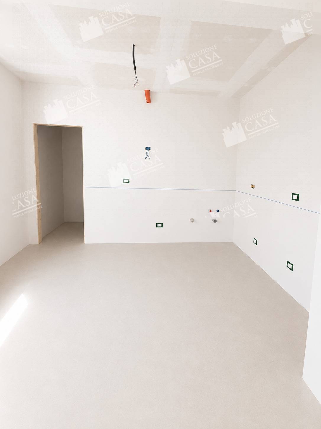 TRIFAMILIARE in vendita a Cento